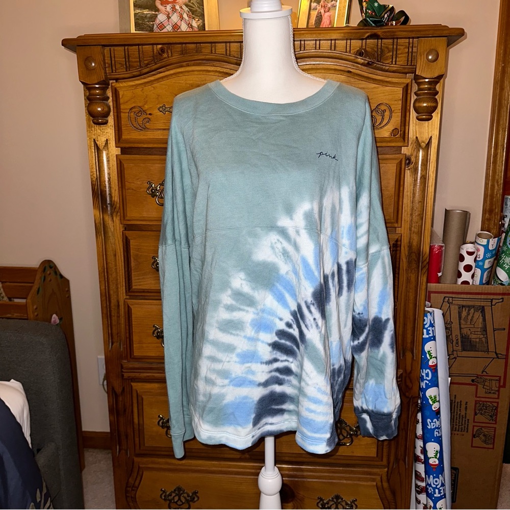 Victoria Secret Pink Varsity Crewneck